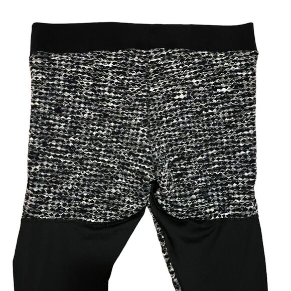 Nike Pro HyperWarm Womens Plus Size 2X Leggings AR1912-010 Black Workout - Picture 11 of 12